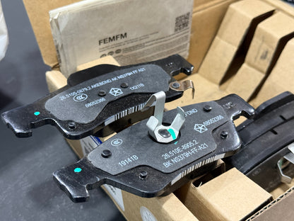 Rear Disc Brake Pad Kit - Mopar (68052386AA)