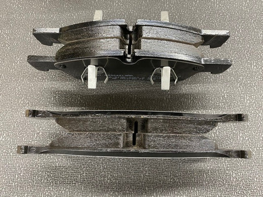 Front Disc Brake Pad Kit - Mopar (68052369AE)